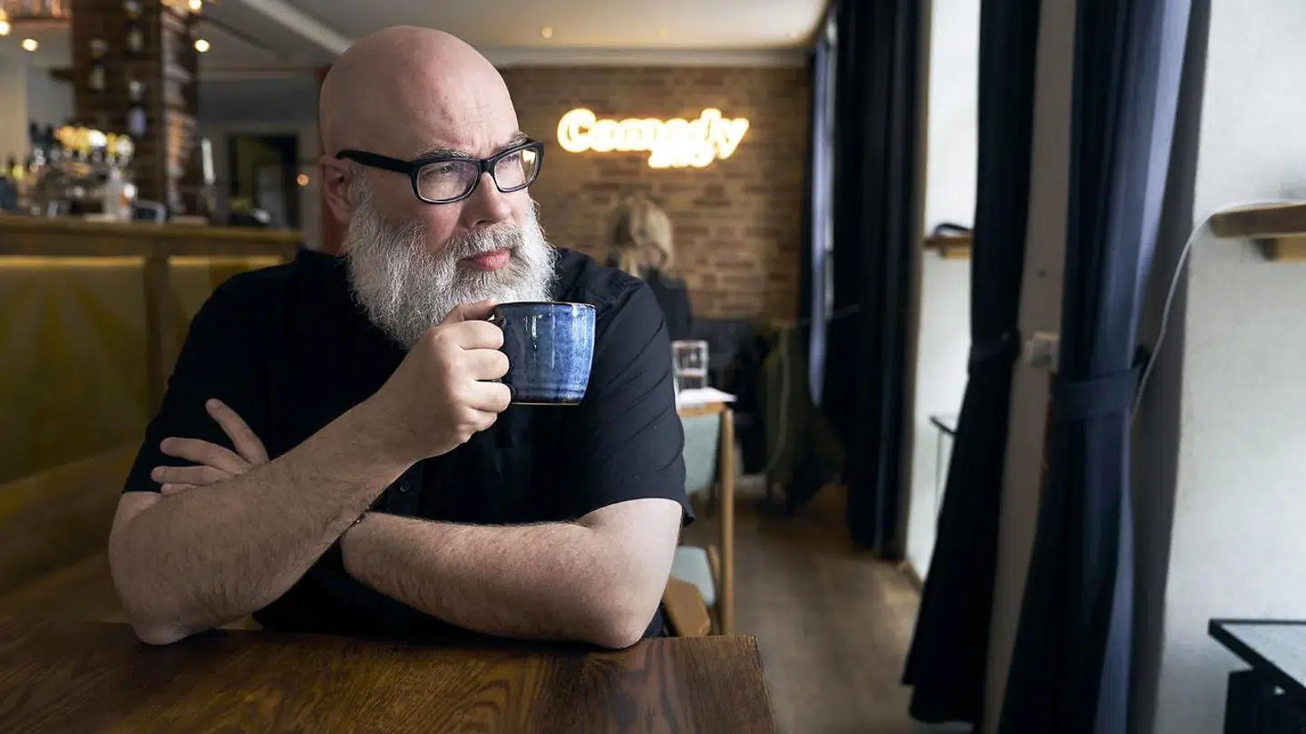 Standup-komiker Brian Mørk.