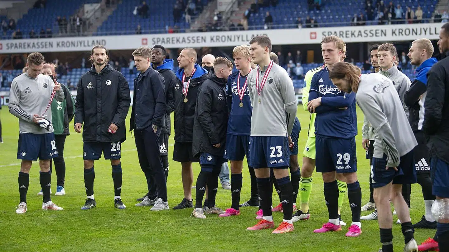 FCK's spillere forlader banen med bronze efter nederlaget i superligakampen mellem Randers FC og FC København spillet i Randers, mandag den 24. maj 2021.. (Foto: Bo Amstrup/Ritzau Scanpix)