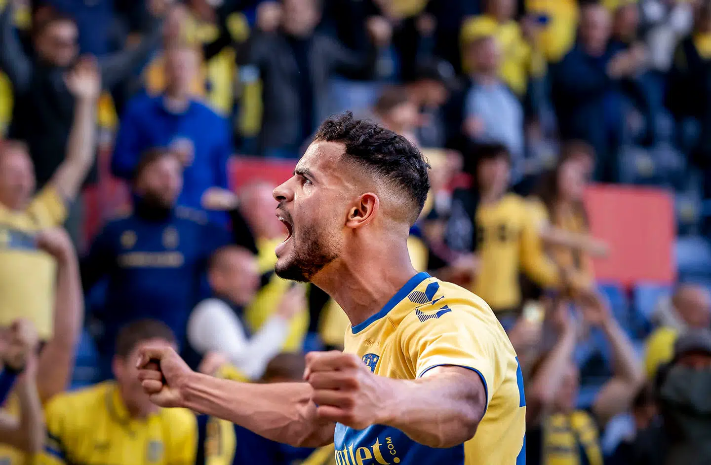 Brøndbys Anis Ben Slimane ved 1-0 målet under superligakampen mellem Brøndby IF og FC Nordsjælland på Brøndby Stadion, mandag den 24 maj 2021