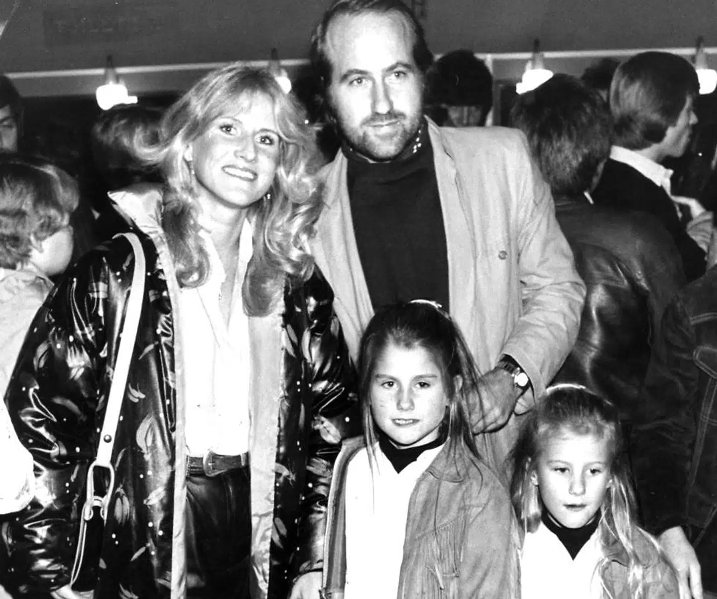 Erik og Margit med deres to døtre, da de var små.