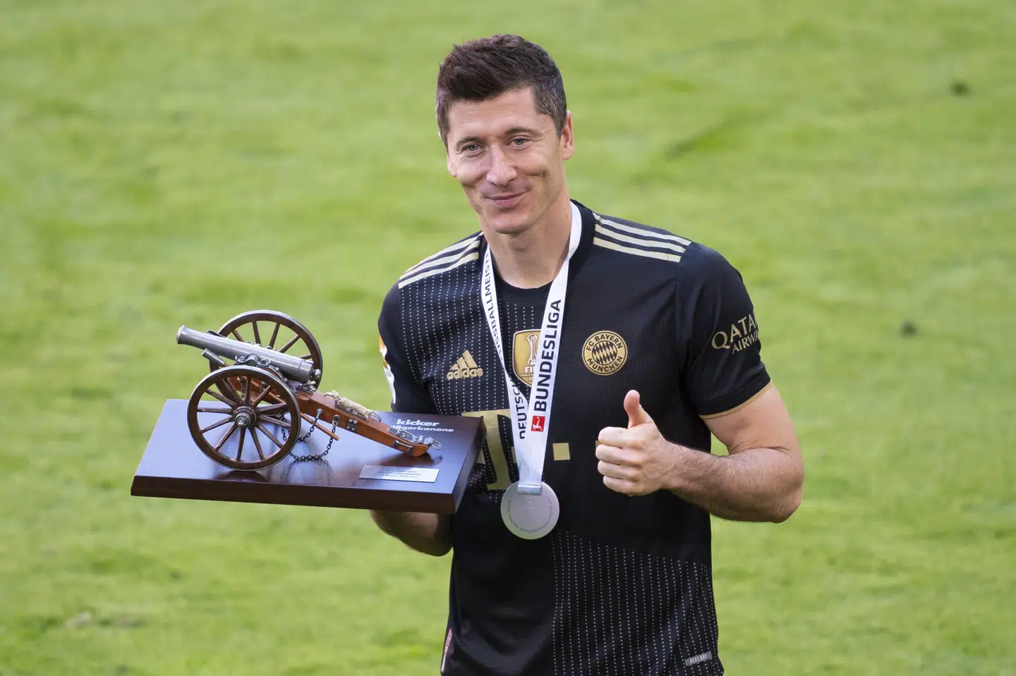 Robert Lewandowski overgik lørdag Gerd Müllers målrekord i den tyske Bundesliga. Sven Hoppe/Ritzau Scanpix
