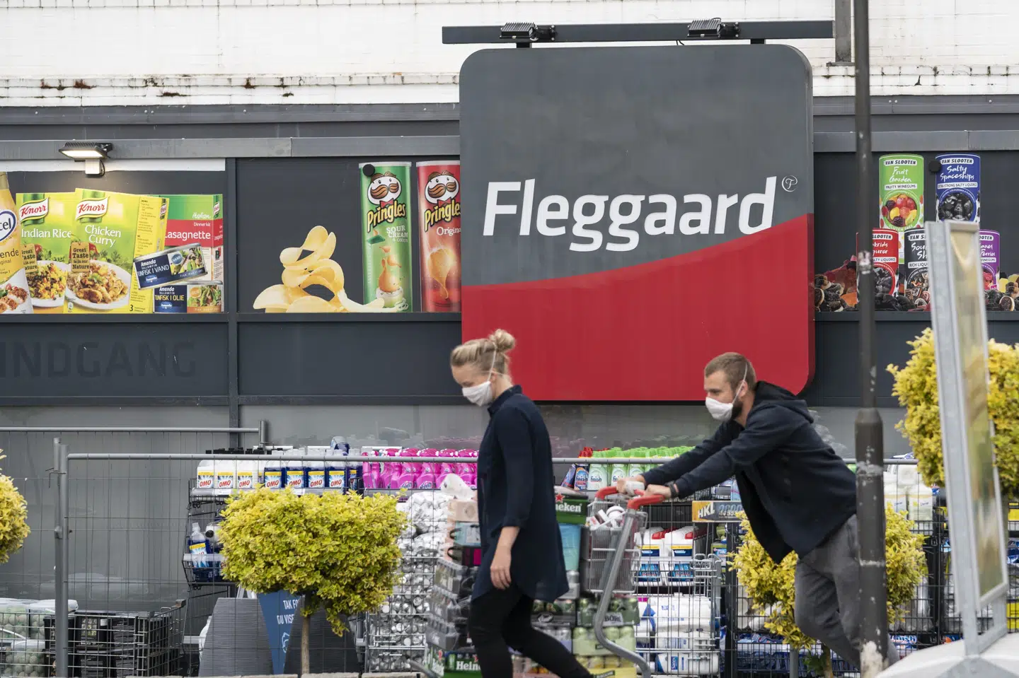 Udenrigsministeriet fraråder ikke længere ikke-nødvendige rejser til Slesvig-Holsten ved den dansk-tyske grænse i Jylland. Det betyder, at man kan tage ned og handle i grænselandet, uden at der er et krav om gå i karantæne, når man kommer hjem. (Arkivfoto) Claus Fisker/Ritzau Scanpix