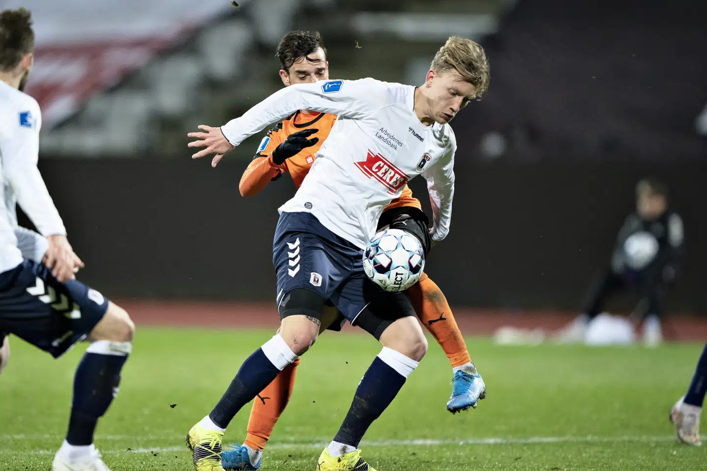 Sebastian Hausner har været udsat for tilsvininger på de sociale medier efter en fejl i kampen mod Brøndby.