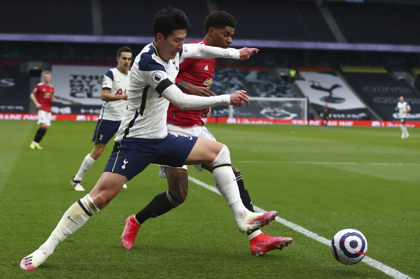 Tottenhams Son Heung-min blev angrebet på Twitter efter denne kamp mod Manchester United 11. april. (Arkivfoto). Clive Rose/Ritzau Scanpix