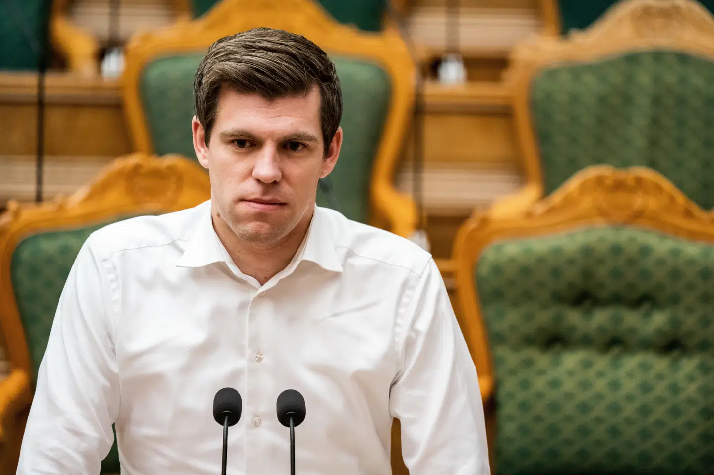 Morten Dahlin (V) siger, at regeringen ikke skal skele til Venstre, hvis den leder efter stemmer til en aftale, der hæver ydelserne. Emil Helms/Ritzau Scanpix