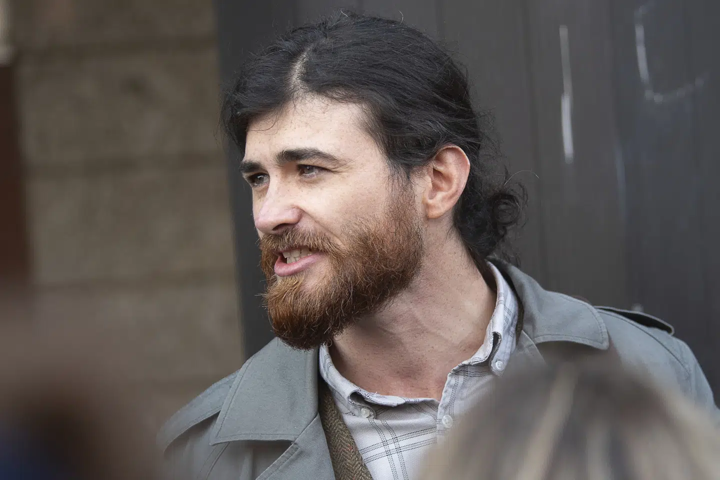 En ung tysk officer blev torsdag stillet for retten i Frankfurt og anklaget at have haft planer om at angribe en eller flere tyske politikere forklædt som syrisk flygtning. Sebastian Gollnow/Ritzau Scanpix