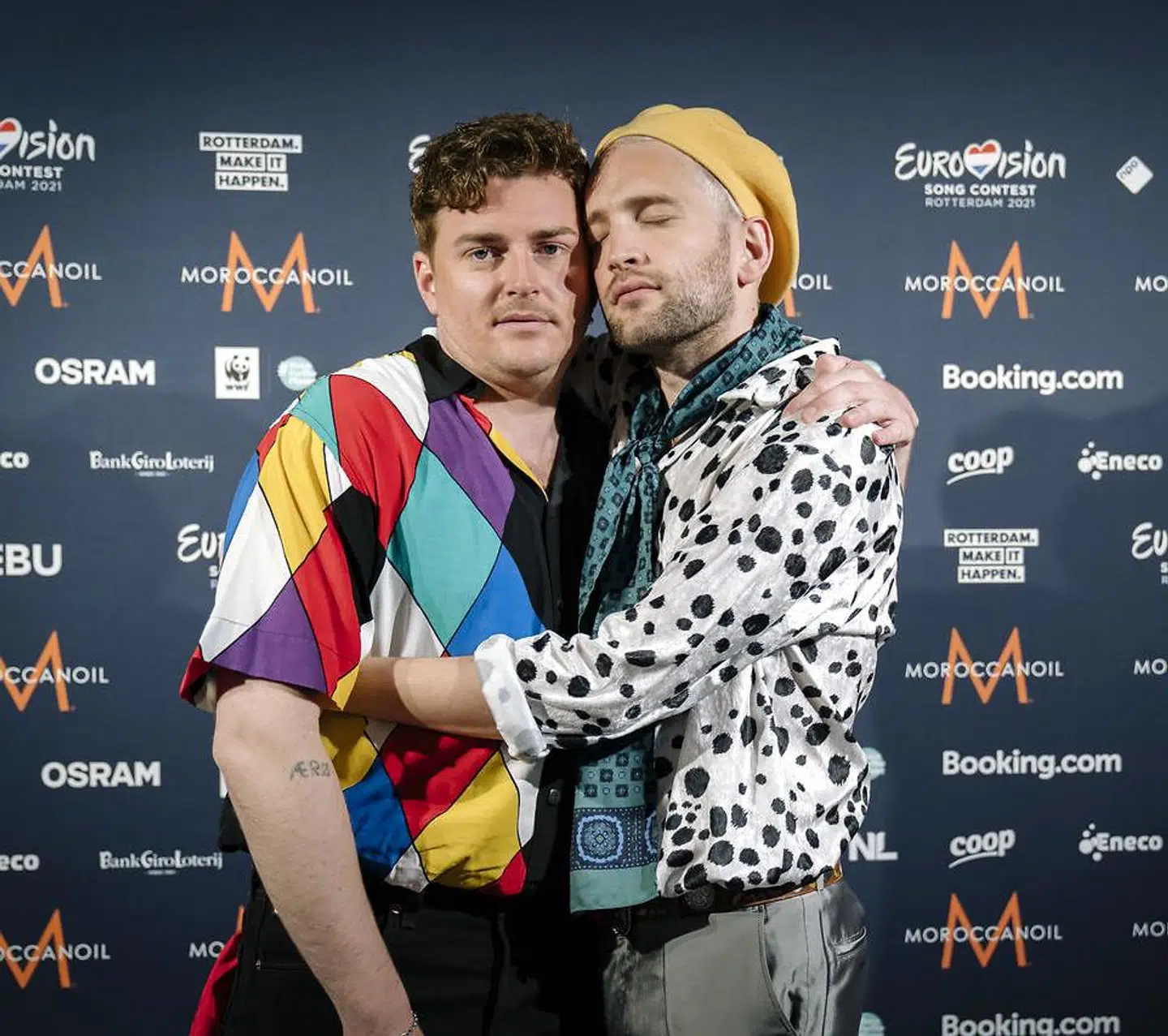 Jesper Groth og Laurits Emanuel, der sammen udgør den danske musikduo Fyr & Flamme fotograferet i forbindelse med deres deltagelse i Eurovison 2021 i Rotterdam.