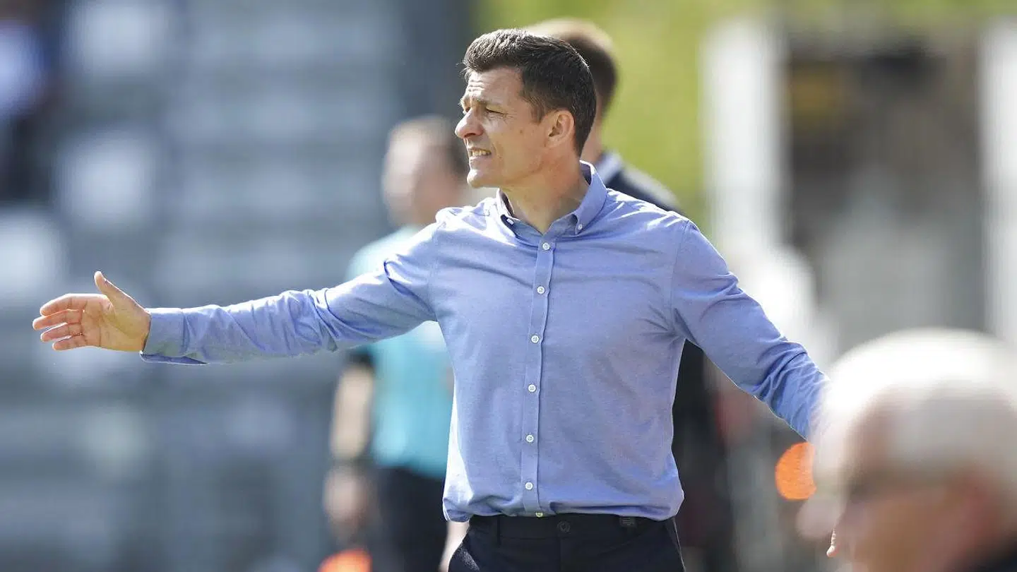 Galca skal finde sig et nyt job efter sommerferien.