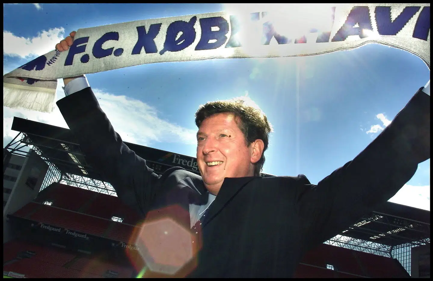 Englænderen Roy Hodgson blev tirsdag d. 30 maj 2000 præsenteret som ny træner for FC København.