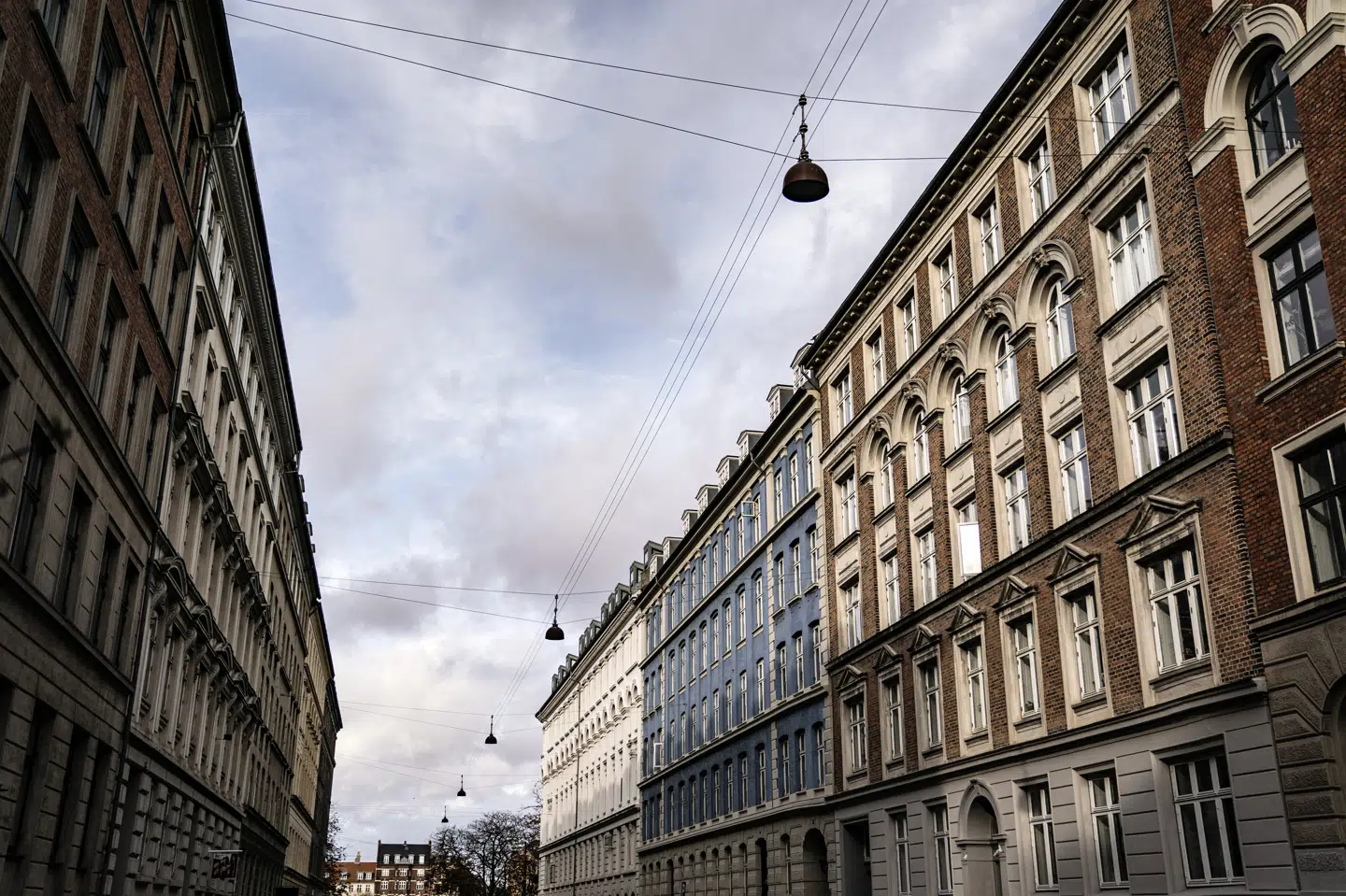 Ny boligbeskatning skal indfases, og man kan se på afdragsfrie lån og rentefradrag, vurderer Nationalbanken. (Arkivfoto) Thomas Lekfeldt/Ritzau Scanpix