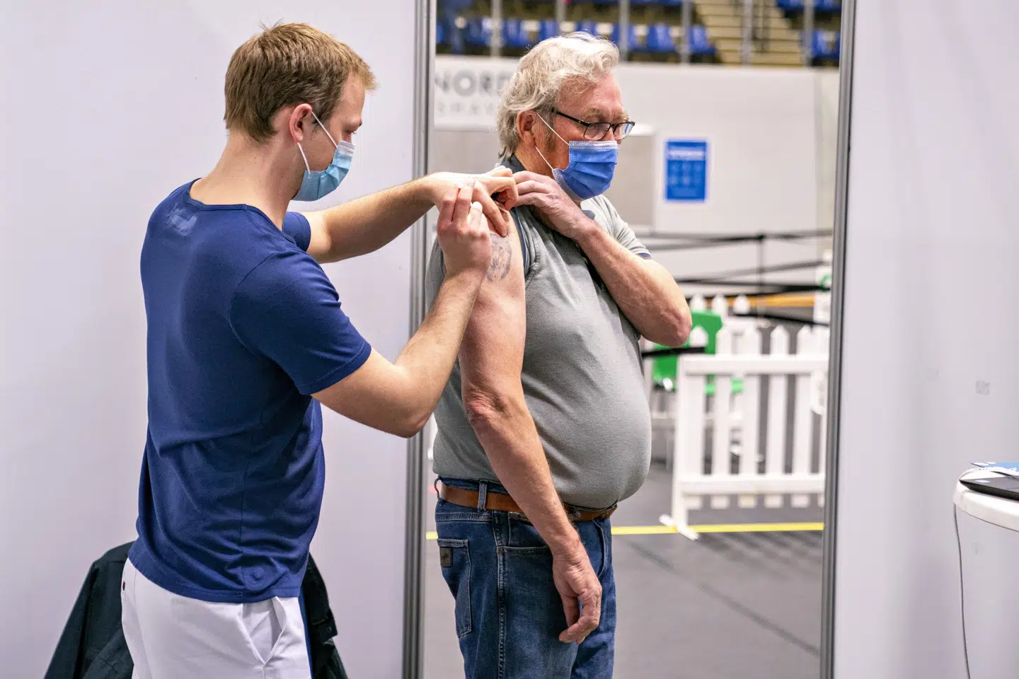 Lidt flere end 622.000 personer har fået første stik med en vacciner og afventer andet stik, viser en opgørelse fra Statens Serum Institut (SSI). (Arkivfoto) Henning Bagger/Ritzau Scanpix