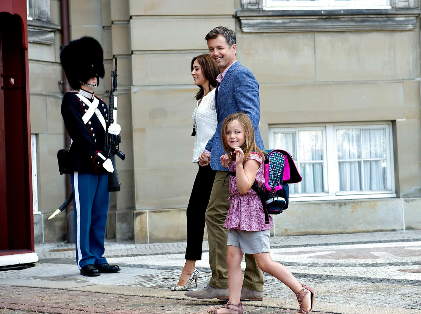 Prinsesse Isabellas første skoledag Foto: Keld Navntoft/Scanpix 2013