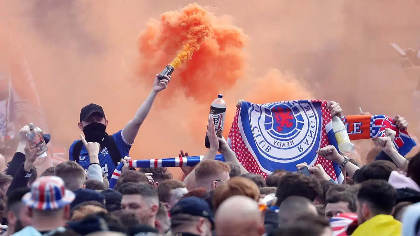 Mange fans var samlet i Glasgows gader.