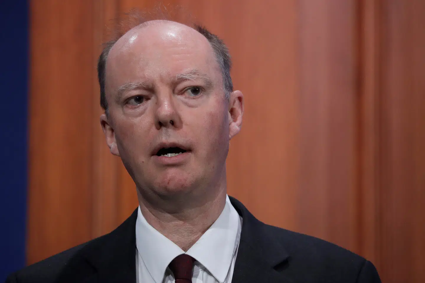 Den britiske regerings medicinske toprådgiver, Chris Whitty, sagde på et pressemøde fredag aften, at han føler sig sikker på, at den indiske variant af coronavirus er mere smitsom end den britiske. Pool/Reuters