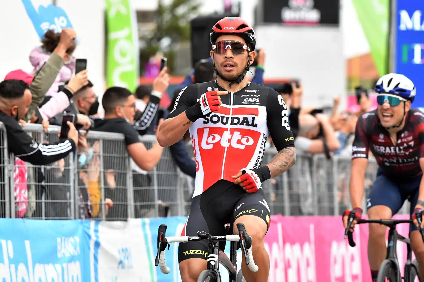 Caleb Ewan tog fredag sin anden etapesejr i årets Giro d'Italia. Jennifer Lorenzini/Reuters