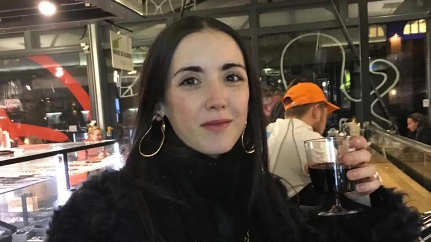 Hollie nåede at leve ca 14 år med en spiseforstyrrelse. Foto: Privat.