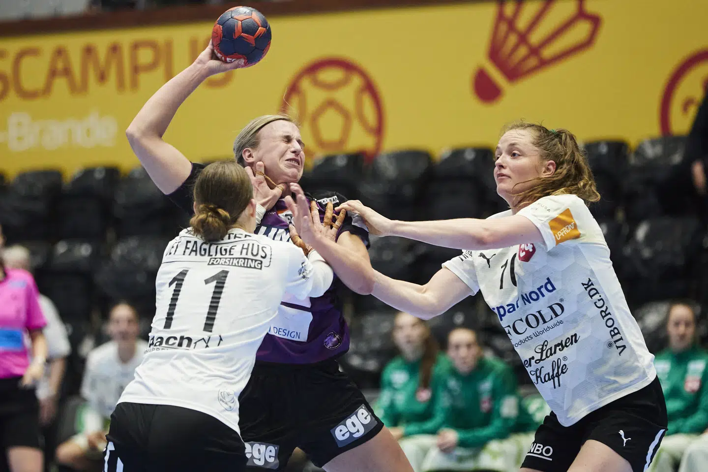 Det så svært ud for Herning-Ikast i anden halvleg, men efter en god afslutning blev Viborg besejret. Mikkel Berg Pedersen/Ritzau Scanpix