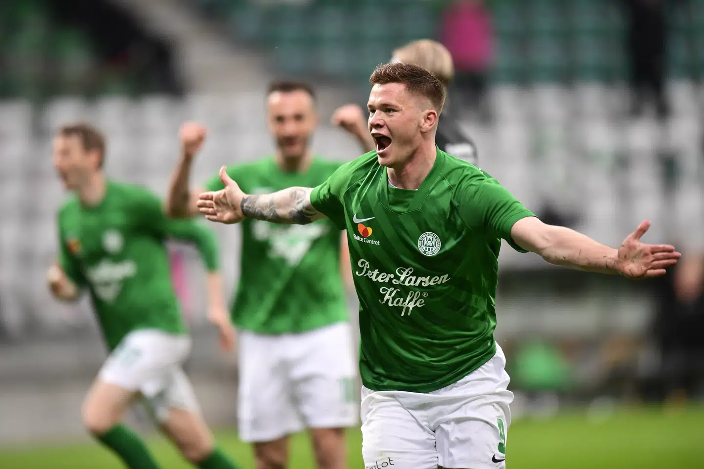 Sebastian Grønning jubler efter sin imponerende udligning. Bo Amstrup/Ritzau Scanpix