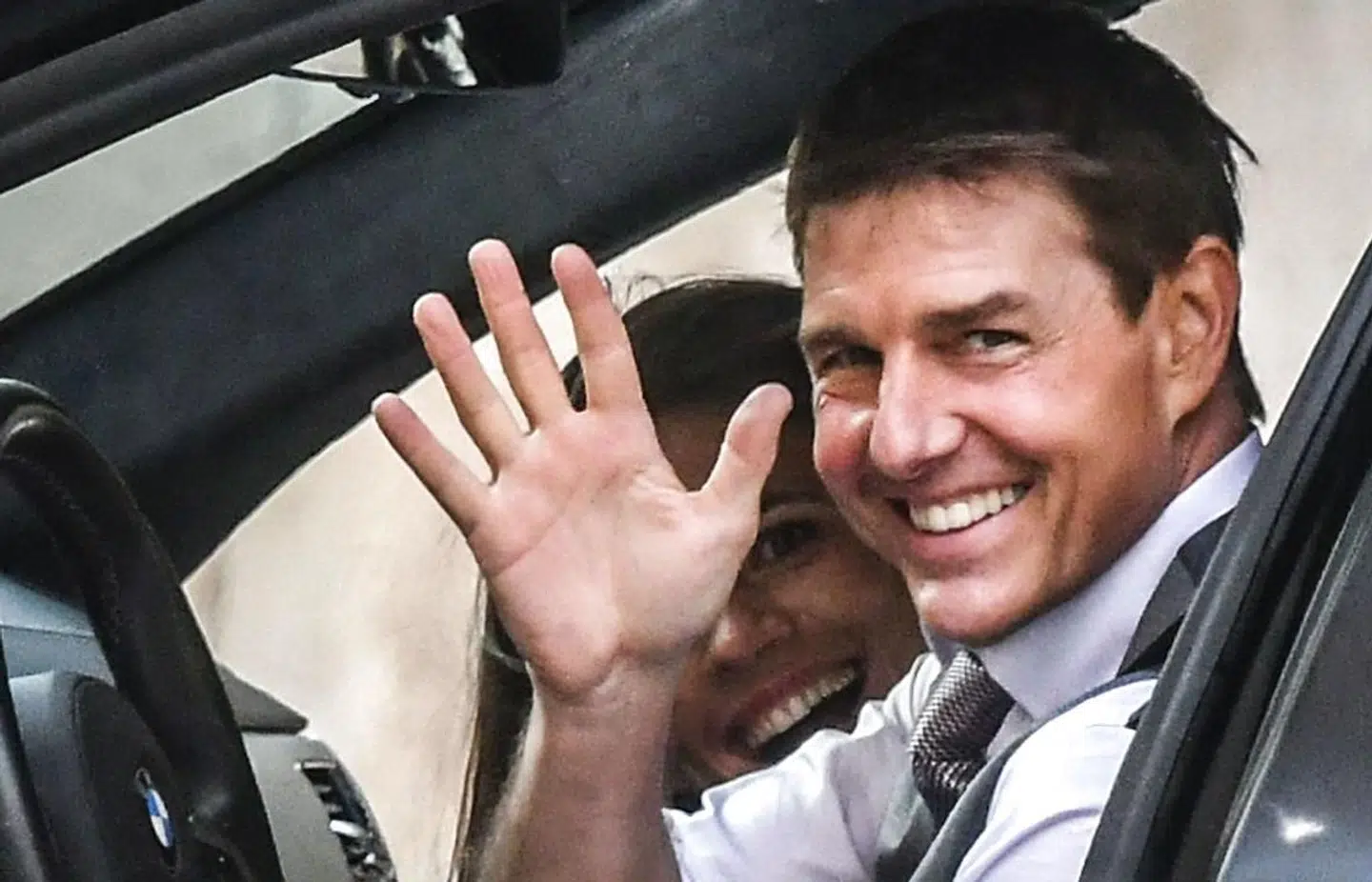 Tom Cruise siger farvel og tak og sender hele tre statuetter retur til HFPA.