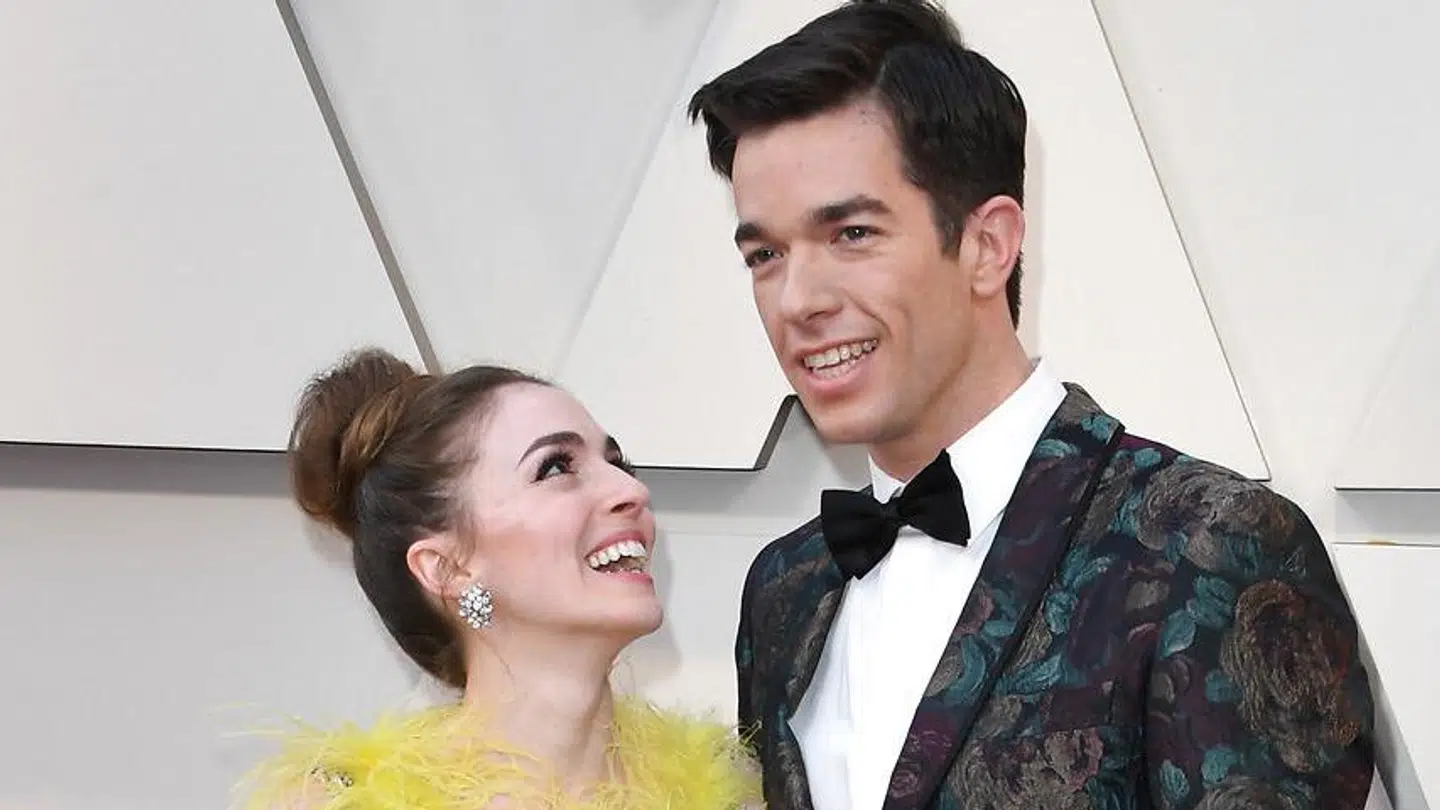 John Mulaney med sin kommende ekskone, Anna Marie Tendler.
