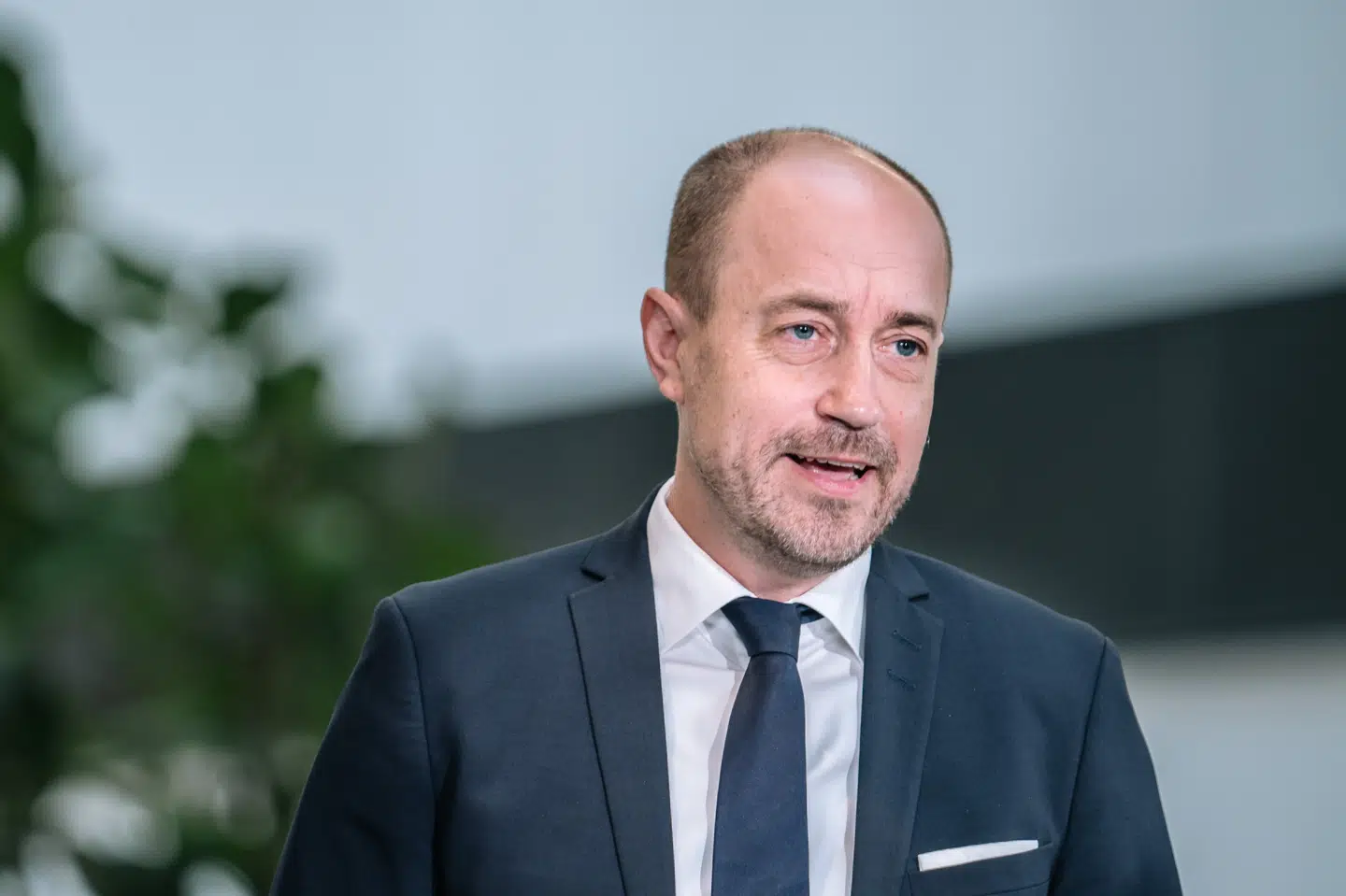 Sundhedsminister Magnus Heunicke (S) forventer i denne uge at afklare de praktiske omstændigheder, så der kan laves en ordning med frivillig vaccination med vaccine, der er taget ud af Danmarks vaccinationsprogram. Emil Helms/Ritzau Scanpix