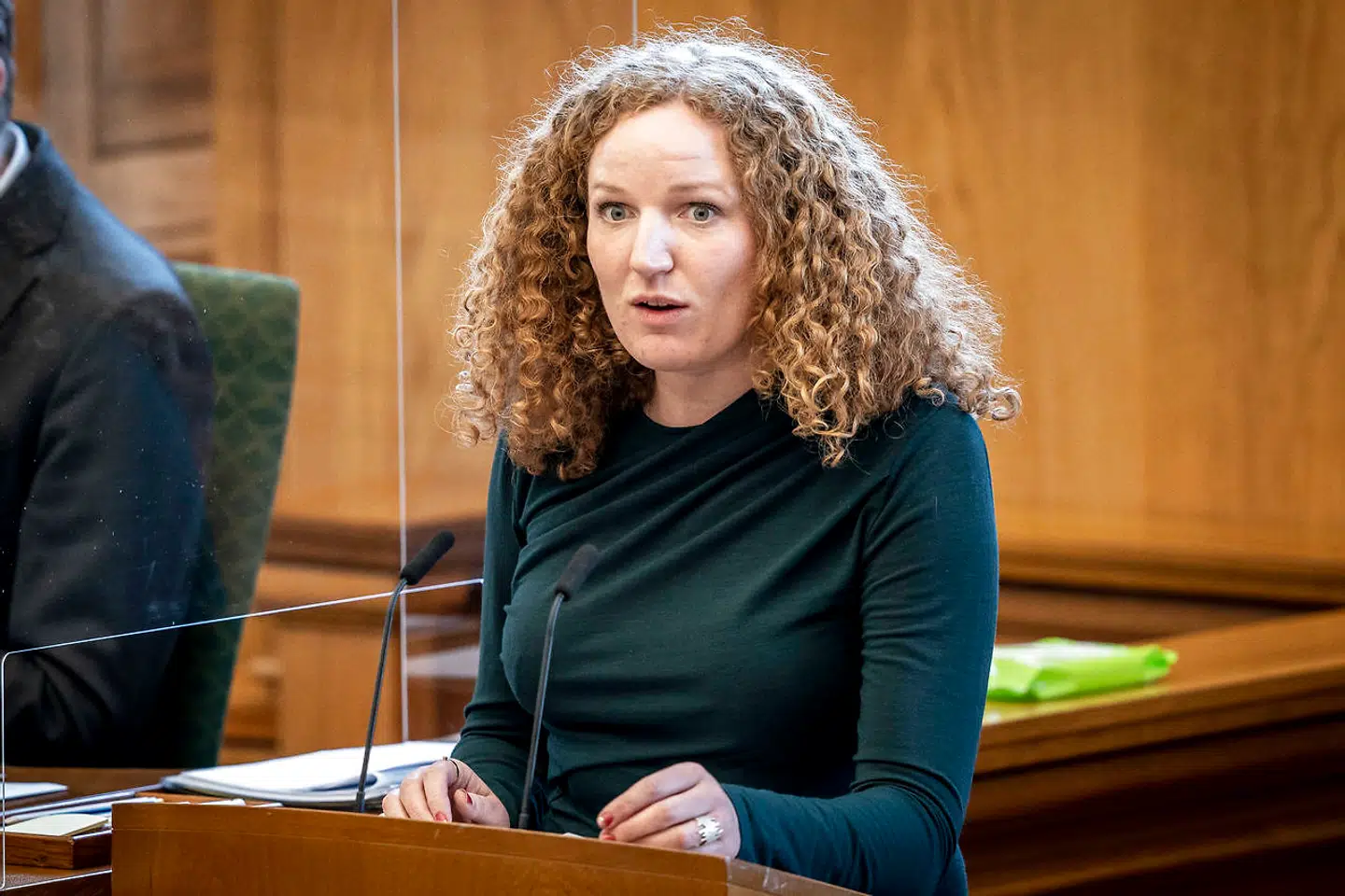 Rosa Lund (EL) under møde i salen med ministrenes spørgetid i Folketinget på Christiansborg, onsdag den 3. marts 2021.. (Foto: Mads Claus Rasmussen/Ritzau Scanpix)
