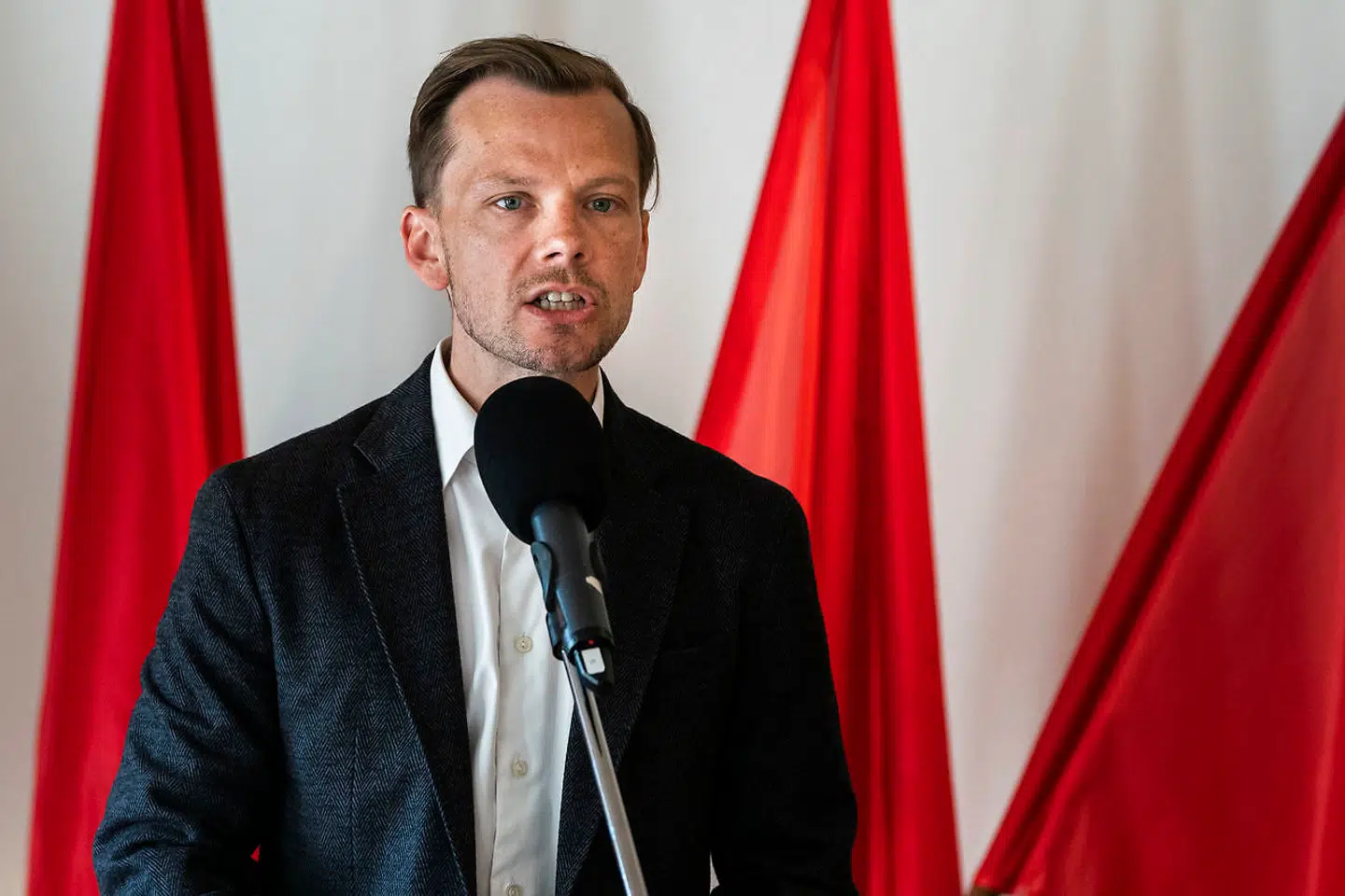 Peter Hummelgaard (S) taler hos 3F i Kastrup. 1. maj-taler hos fagforbundet 3F i Kastrup, lørdag den 1. maj 2021. (foto: Martin Sylvest/Ritzau Scanpix 2021).