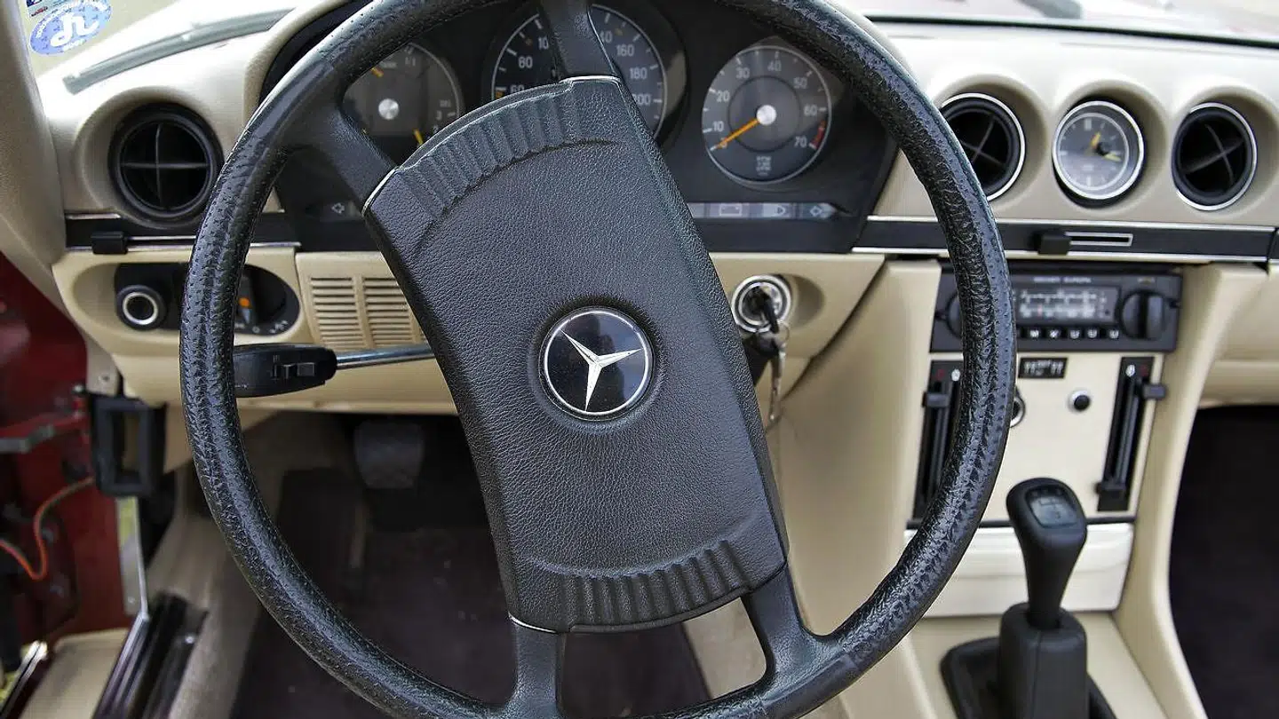 Salg af Mercedes især til virksomheder har gjort Ejner Hessel til bilkonge.