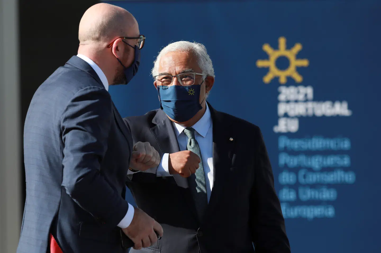 - I forhold til den intellektuelle ejendomsret, så mener vi ikke, at det på kort sigt er den magiske løsning. Men vi er parat til at tage emnet op, så snart der ligger et konkret forslag på bordet, siger EU-præsident Charles Michel. Pool/Reuters