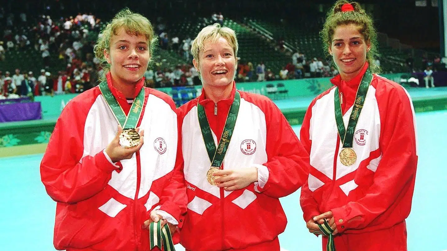 Anja Byrial, Anette Hoffmann og Anne Dorthe Tanderup med guldmedaljerne ved OL i 1996.