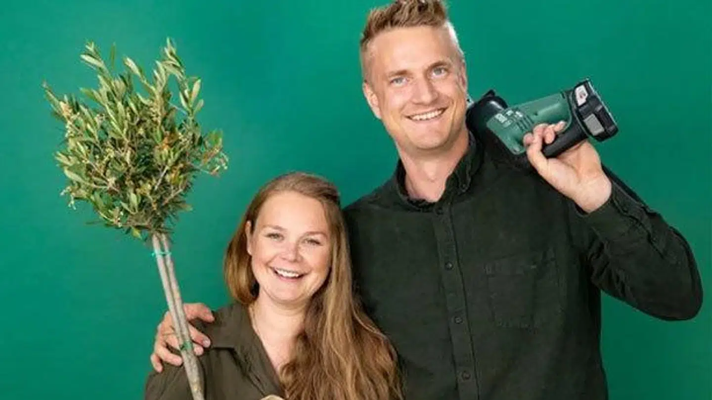 Trine Johannessen og Mikkel Carlsen arbejder begge som pædagoger, og så er de forældre til Saga på fire år.