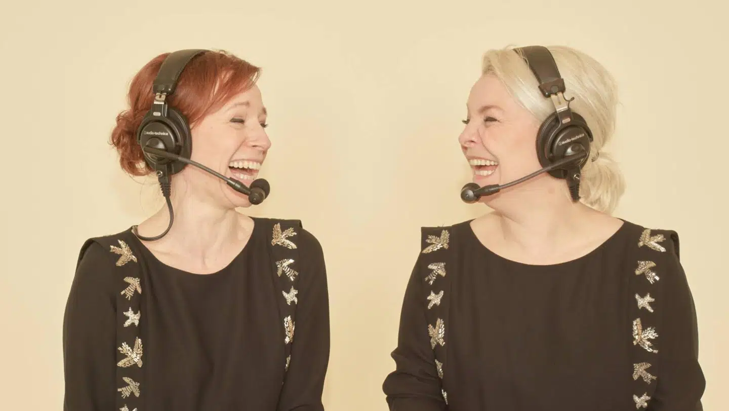 Iben Hjejle og Signe Lindkvist.