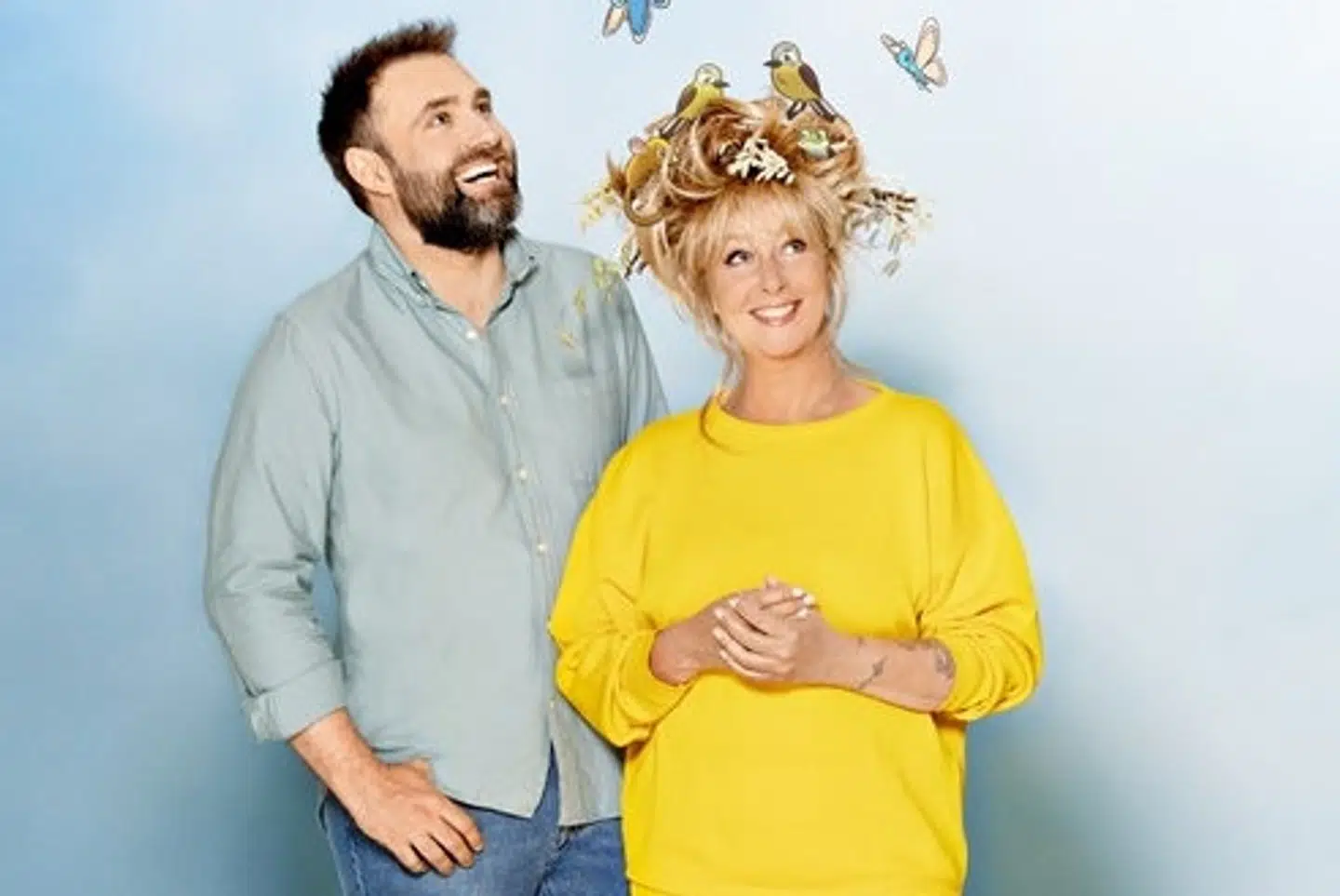 - Det er sjældent, man som tv-vært får mulighed for at være med til at gøre en forskel om et så vigtigt emne. Det her er ikke bare endnu et tv-program eller underholdning - det handler om naturens vilkår og fremtid, siger Mikkel Kryger i en pressemeddelelse. Sammen med Puk Elgård er han vært på indsamlingsprogrammet Danmark redder jord. Stine Heilmann / TV2/Free