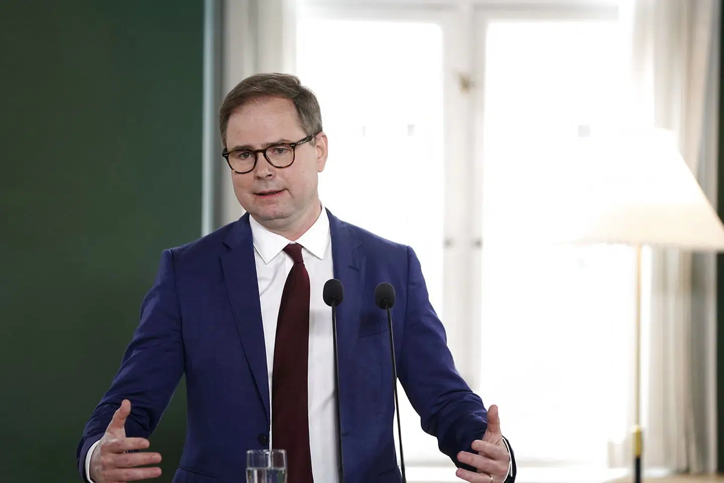 Finansminister Nicolai Wammen, skatteminister Morten Bødskov, erhvervsminister Simon Kollerup og kultur- og kirkeminister Joy Mogensen præsenterede regeringens sommerpakke torsdag ved et pressemøde i Finansministeriet.