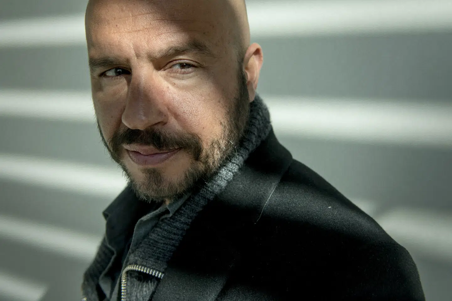 Skuespiller Dar Salim spiller en af hovedrollerne i filmen Kærlighed for voksne, som er den første dansksprogede Netflix-film. den får premiere direkte på streamingtjenesten i 2022. (Arkivfoto) Asger Ladefoged/Ritzau Scanpix