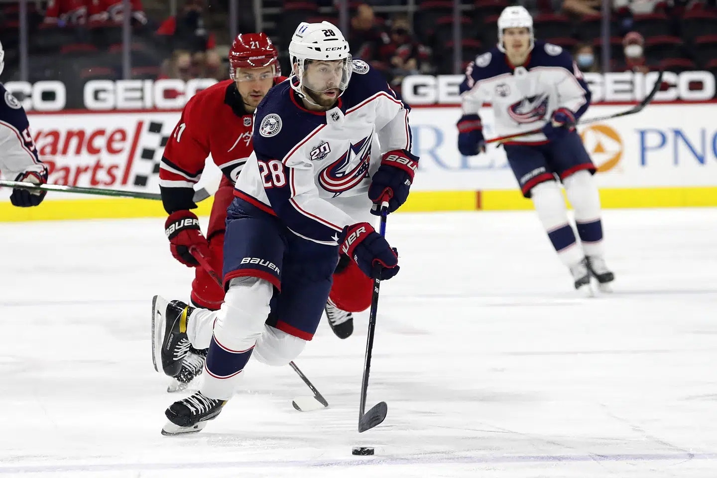 Oliver Bjorkstrand var på pletten to gange, da Columbus Blue Jackets slog Nashville Predators med 4-2 natten til torsdag. Karl B Deblaker/Ritzau Scanpix