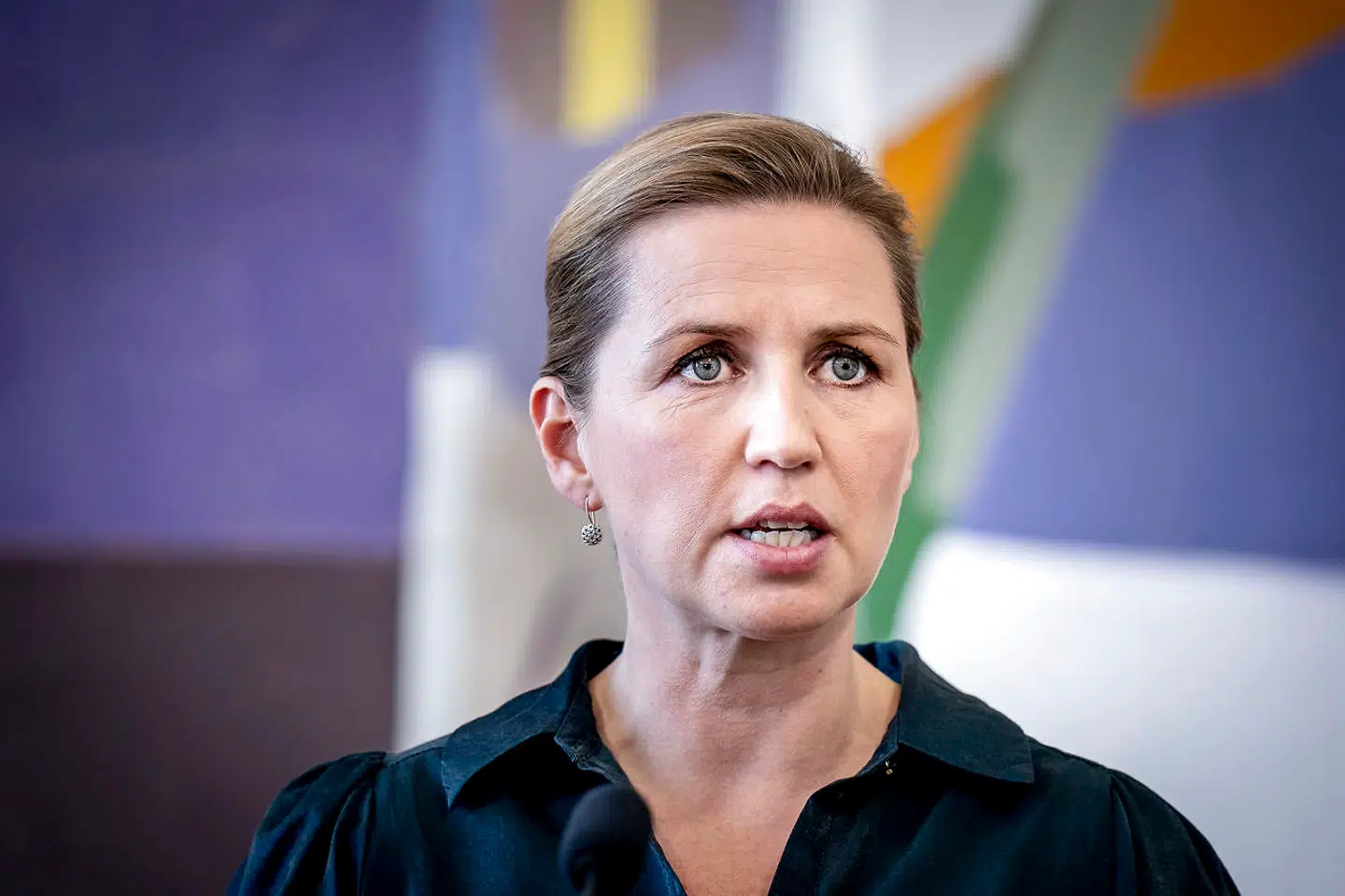 Doorstep med statsminister Mette Frederiksen (S) i Landstingssalen på Christiansborg efter statsministerens spørgetime i Folketingssalen, tirsdag den 27. april 2021.