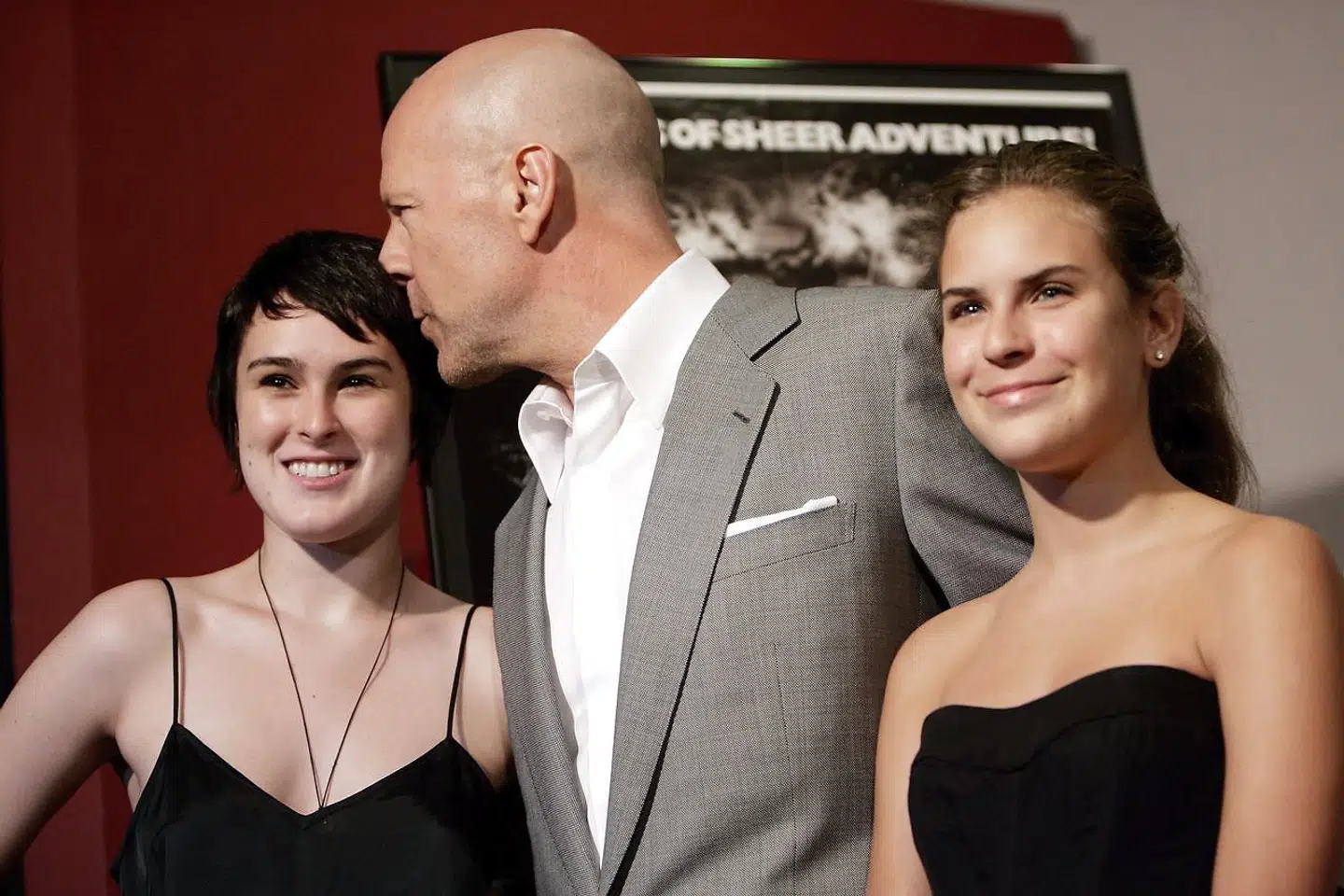 Bruce Willis med Rumer og Tallulah i 2007. EPA/STEFAN ZAKLIN