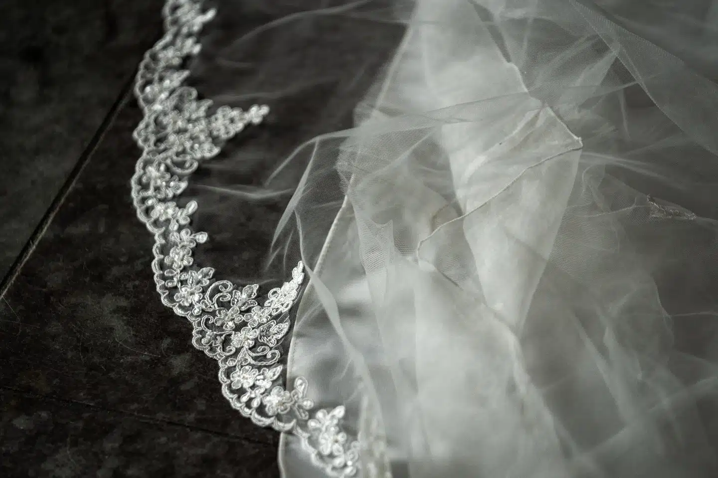 Efter den 6. maj bliver det muligt for brudepar at holde bryllupsfest til langt ud på natten. (Arkivfoto) Emil Helms/Ritzau Scanpix