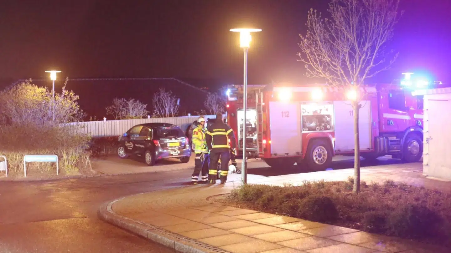 En person er omkommet efter en brand i Betty Sørensen Parken i Vejle. Foto: Presse-fotos.dk