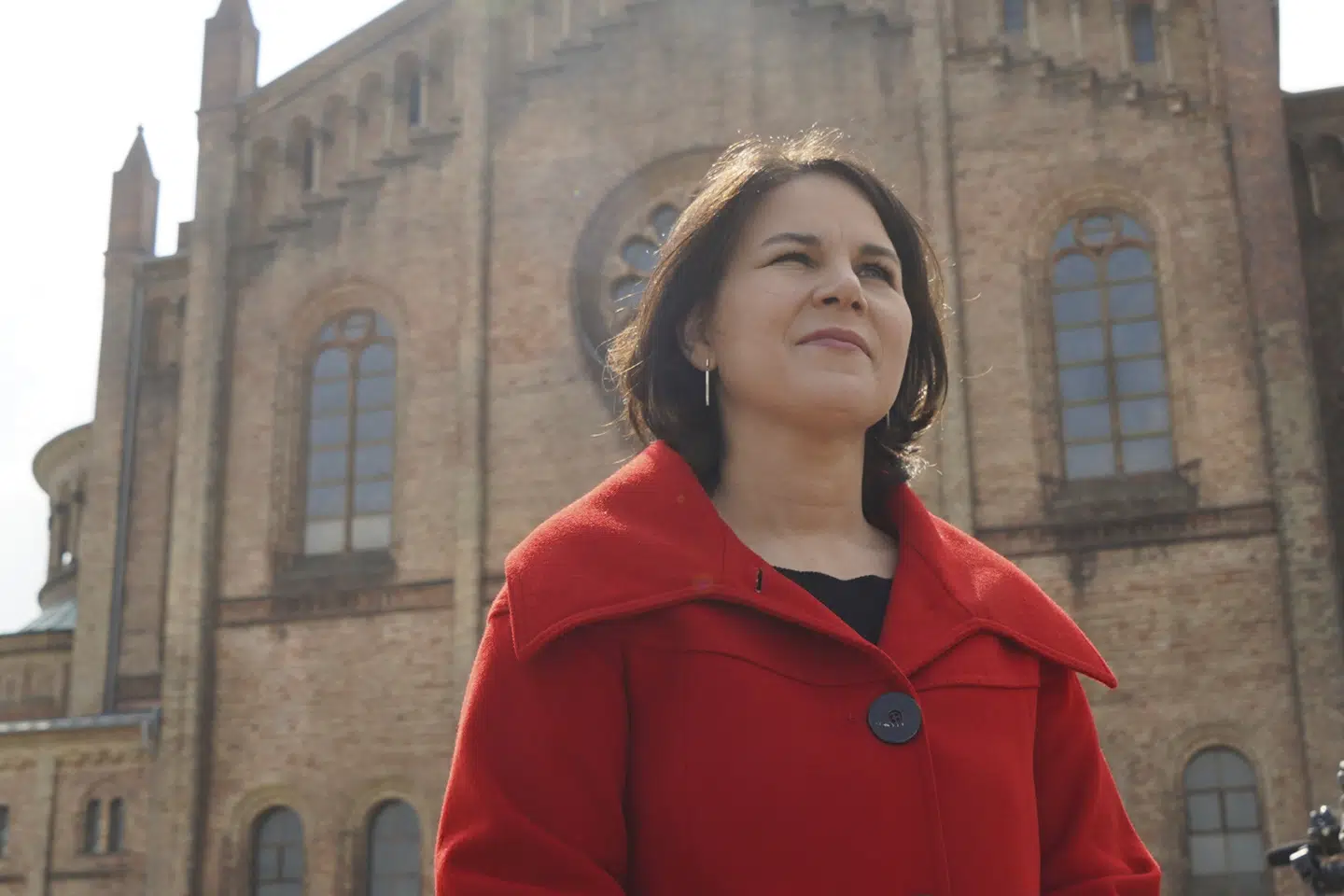 I Tyskland er den populære leder af miljøpartiet De Grønne, Annalena Baerbock, i stigende grad blevet udsat for en smædekampagne og nedsættende omtale. J''rg Carstensen/Ritzau Scanpix