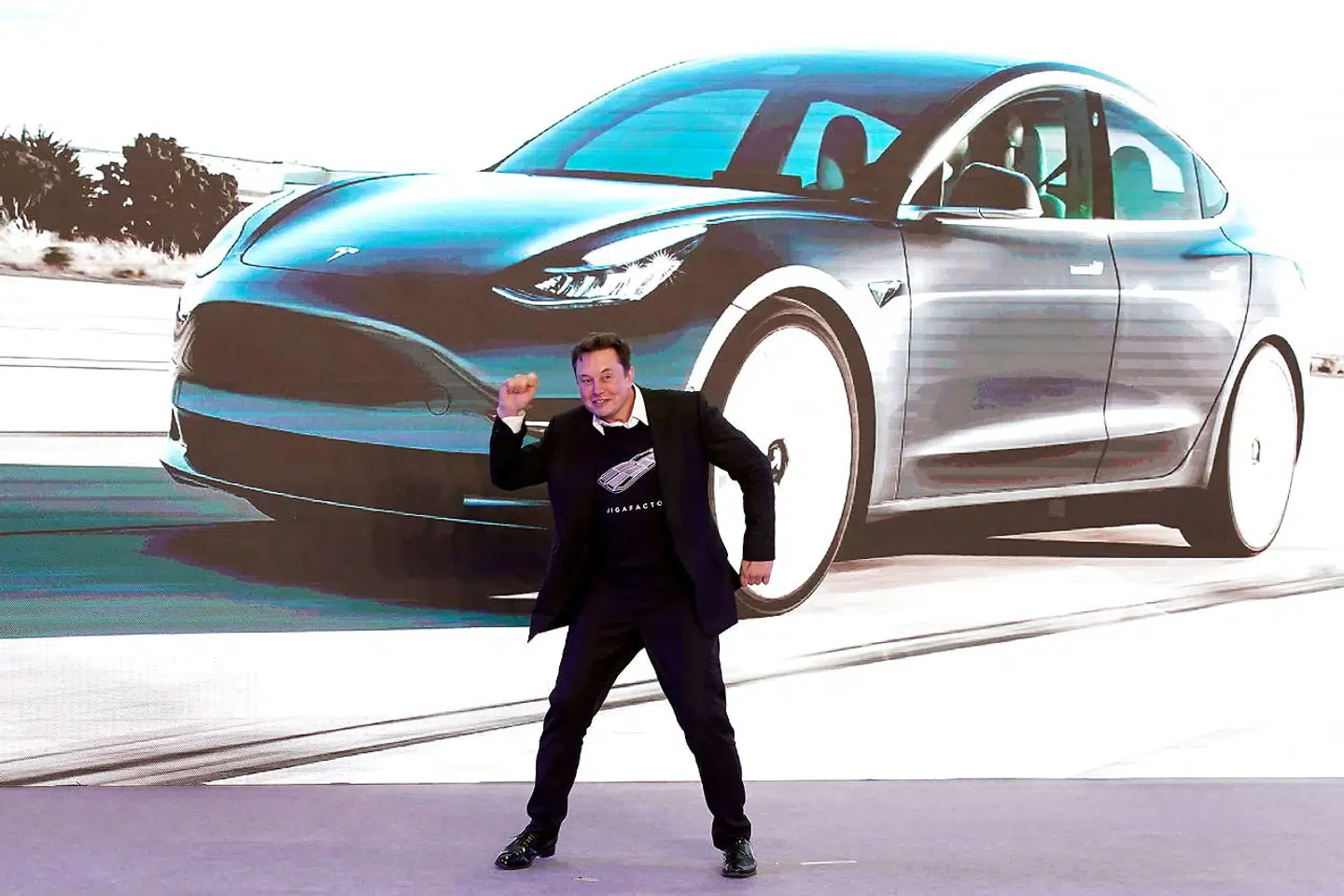 Elon Musk ved en tidligere præsentation af en ny Tesla.