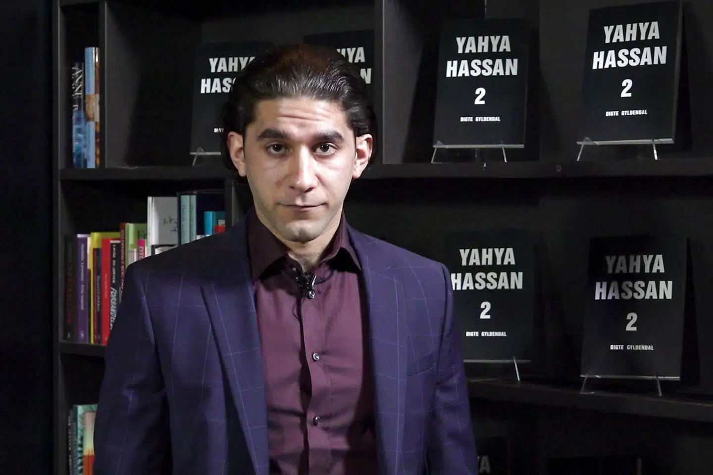Det var Yahya Hassans bror, Abdullah, der var stedfortræder, da digtsamlingen '2' skulle præsenteres.