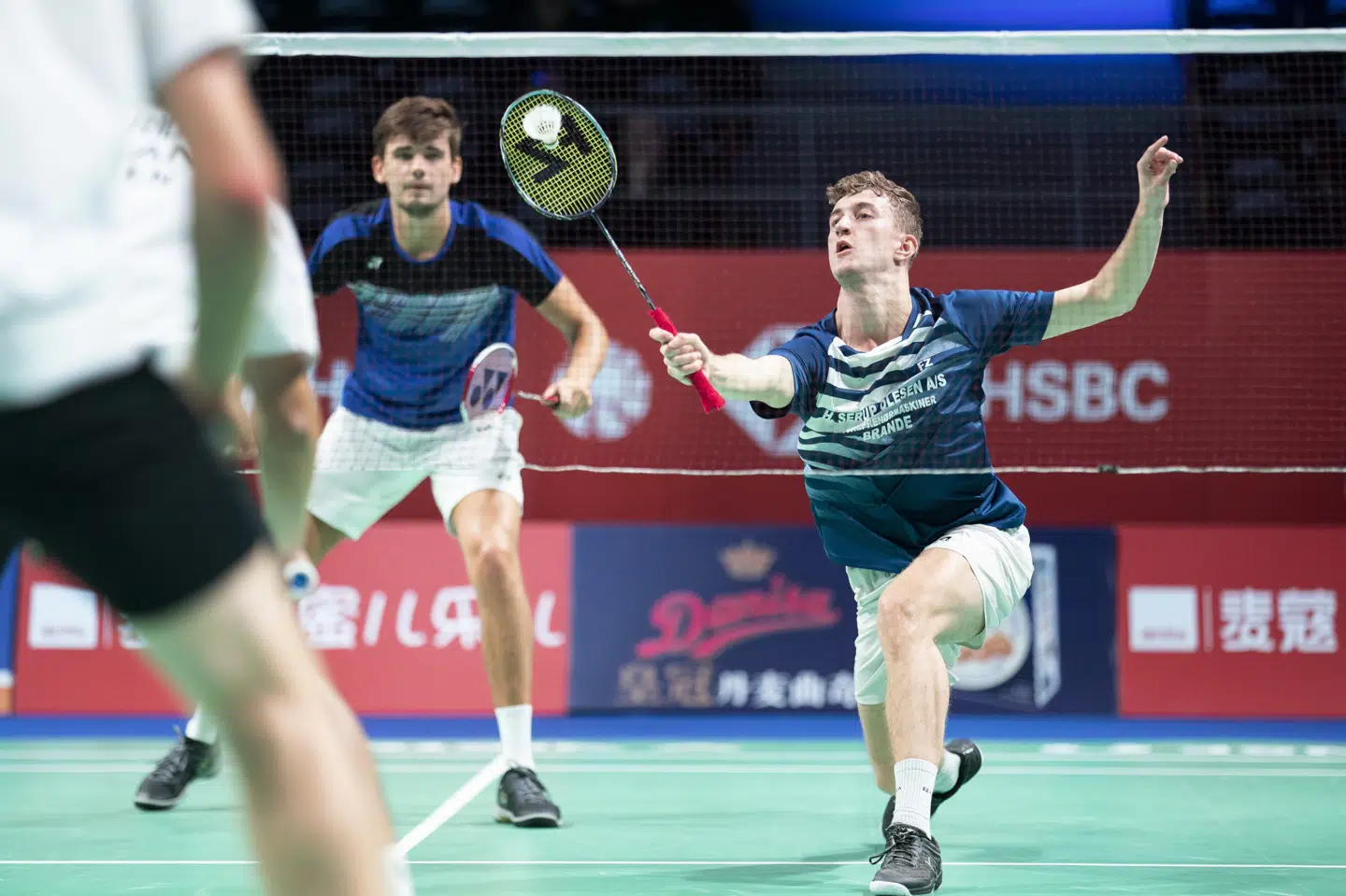 Mathias Thyrri (tv.) er smittet med coronavirus, og hans makker Daniel Lundgaard (th.) er nu også i karantæne ved EM i Ukraine. (Arkivfoto) Claus Fisker/Ritzau Scanpix