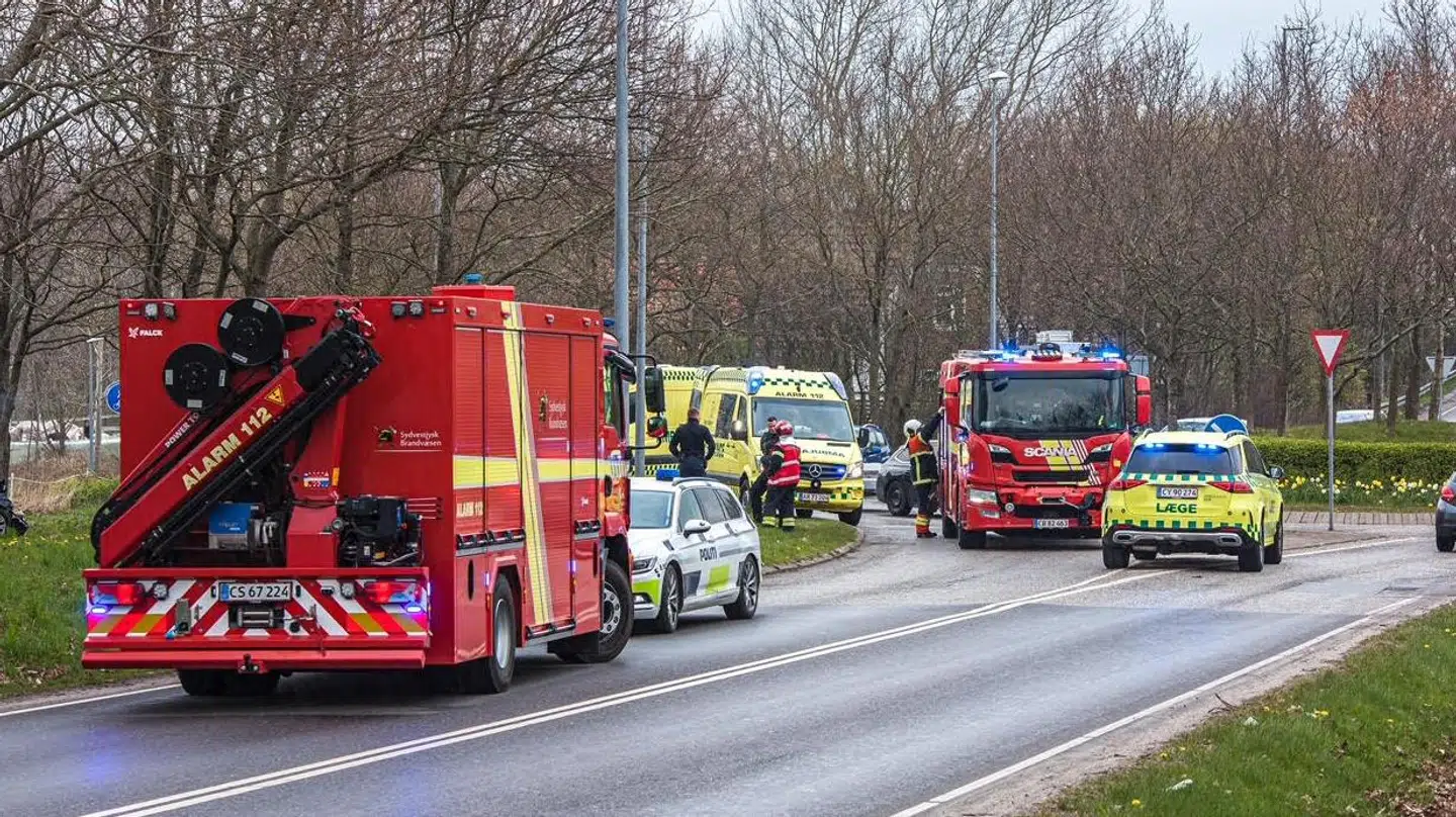 Der er meget beredskab og politi til stede. Foto: Presse-fotos.dk