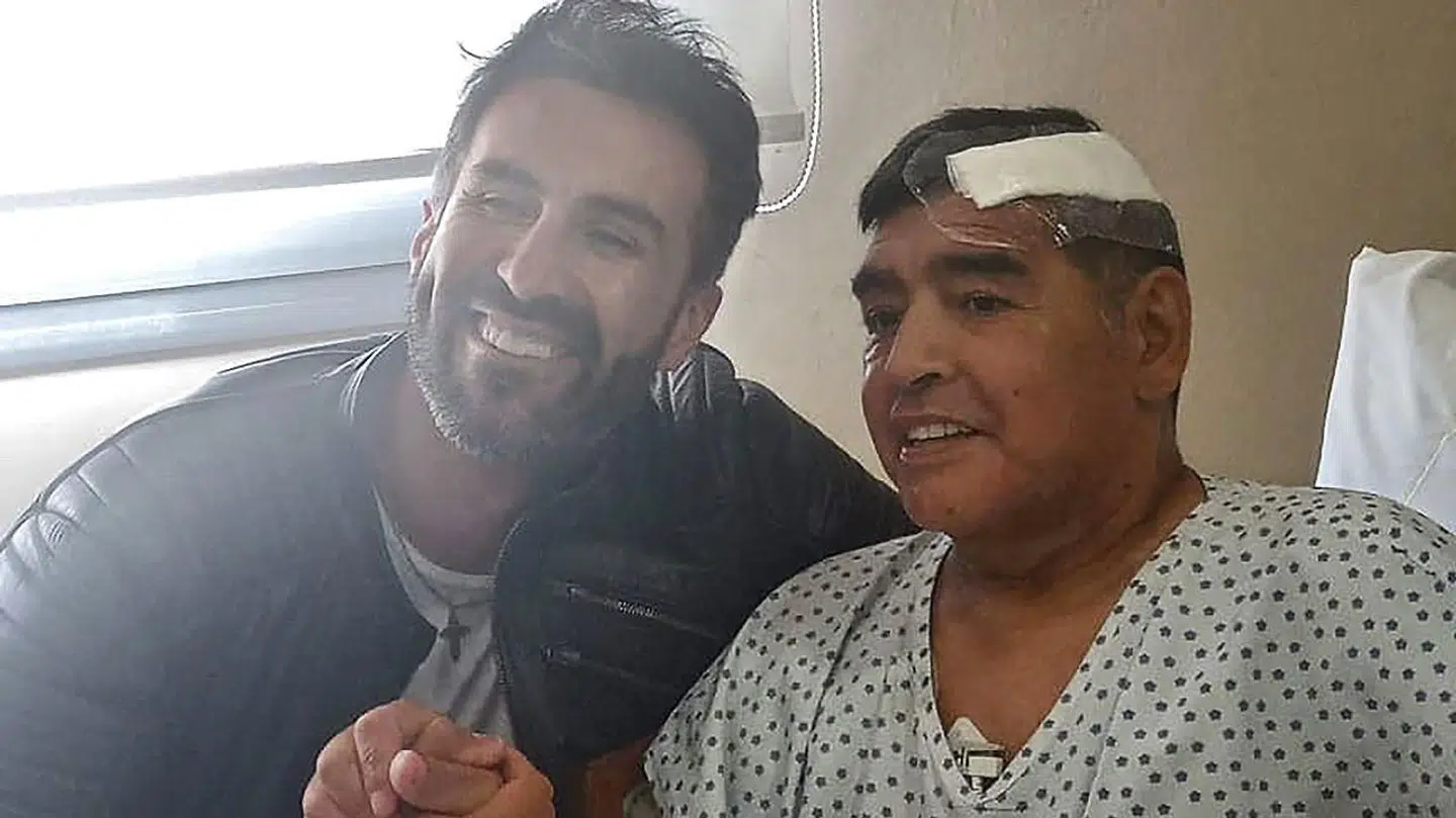 Diego Maradona med sin læge, Leopoldo Luque.