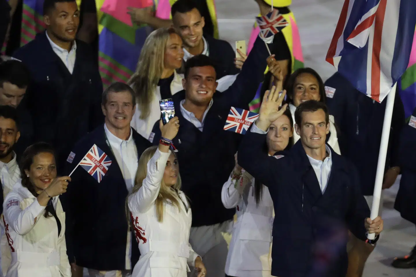 Tennisspilleren Andy Murray bar fanen for Storbritannien ved OL i 2016. Patrick Semansky/Ritzau Scanpix