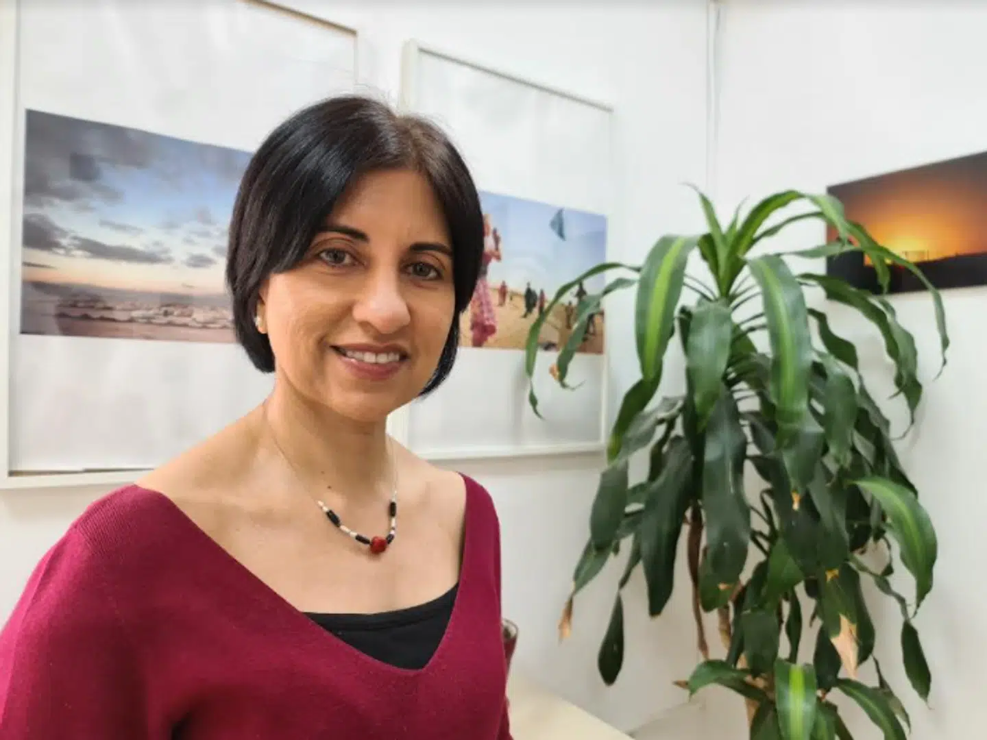 »Der er forskelle blandt kvinderne i lejrene. Der er nogen kvinder, der fortryder det hele og siger, de er kede af, hvad de gjorde og vil betale prisen for det. Og så er der nogen, som er mere radikaliserede,« siger Sonia Khush, der er Red Barnets direktør for Syrien, og her ses i Jordans hovedstad Amman. Foto: Save the Children’