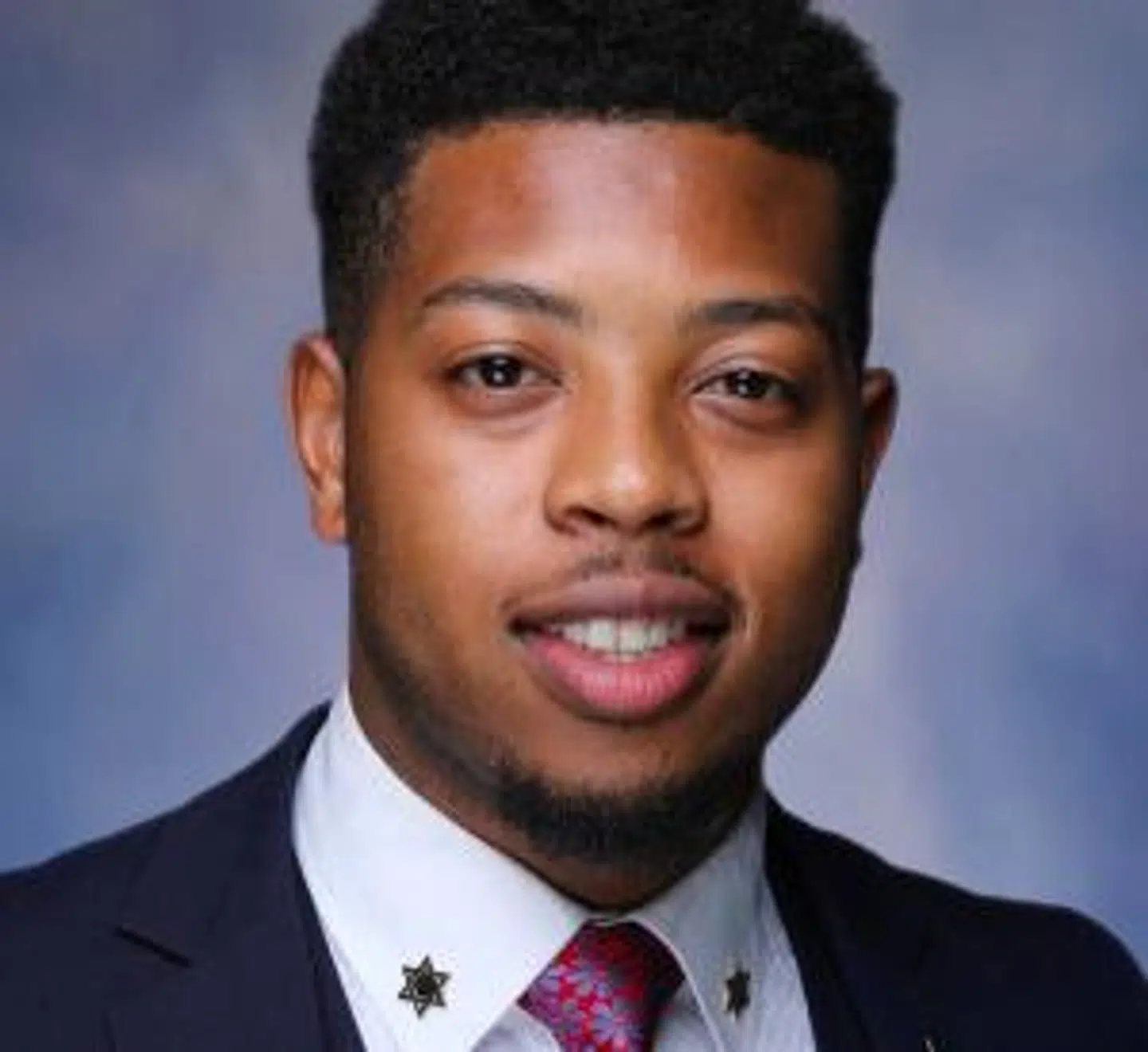 Jewell Jones på et officielt foto på repræsentanternes hus i Michigan.