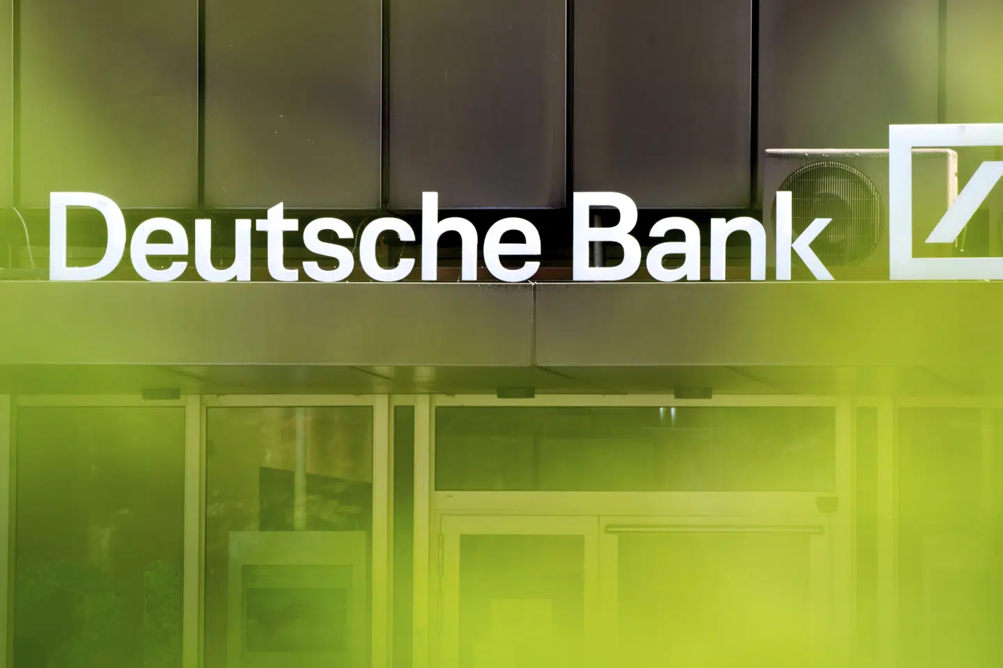 Deutsche Bank afslørede kartel over for EU-Kommissionen og slipper derfor for bøde i stor kartelsag, hvor tre andre banker idømmes bøder. Hauke-Christian Dittrich/Ritzau Scanpix